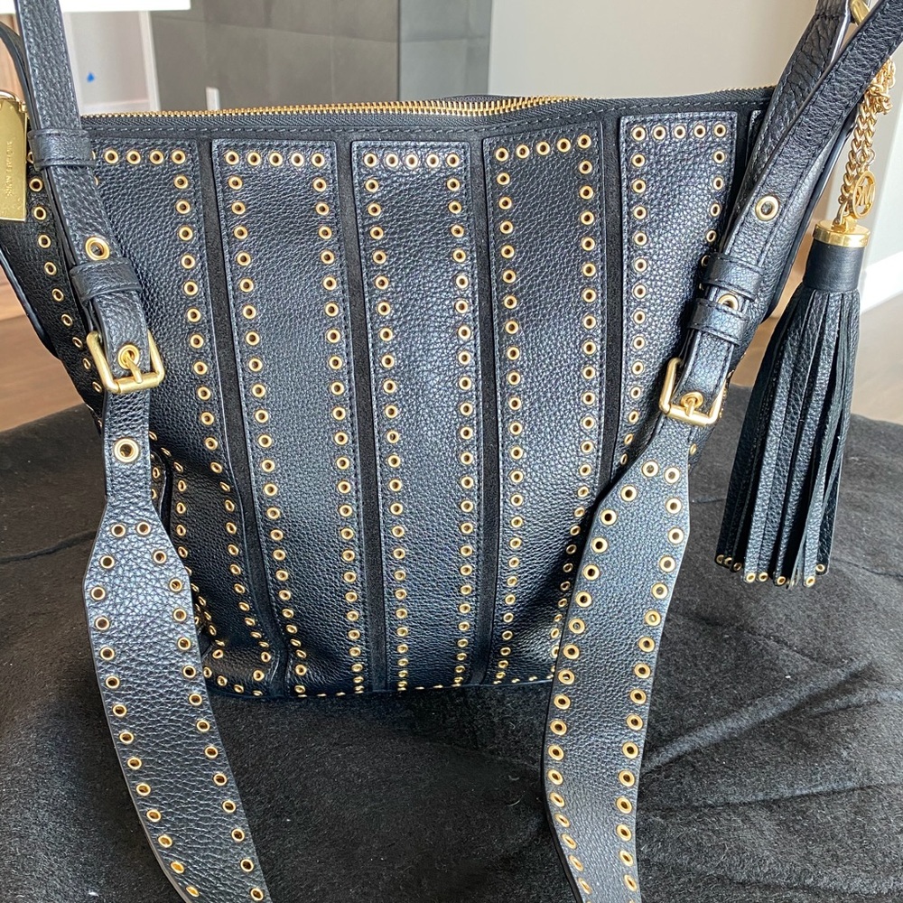 Michael Kors Gold Riveted Blk Leather Shoulder Bag